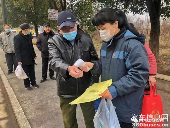 1611885564204785.jpg i2.jpg