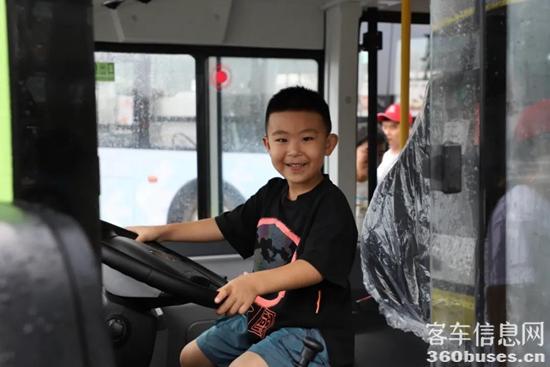 1626750090288498.jpg e2.jpg