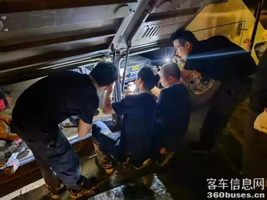 1627608413385378.jpg 21.jpg