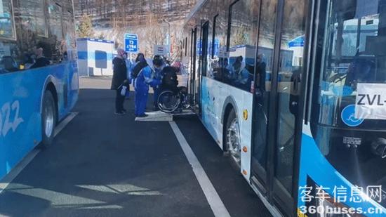 （动图）轮椅运动员乘坐中通氢燃料客KY.COM.jpg