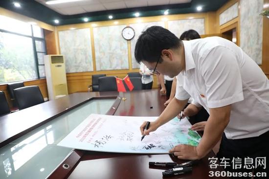 1695866933298711.jpg 2.jpg