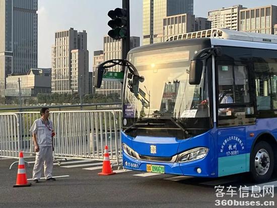 1696642726301685.jpg 4.jpg