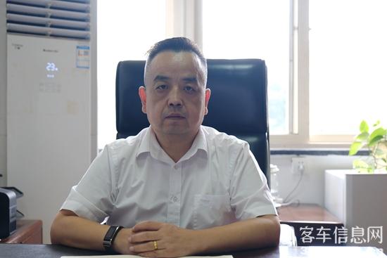 2湖北公路客运集团股份有限公司事业部经理郑彤.jpg