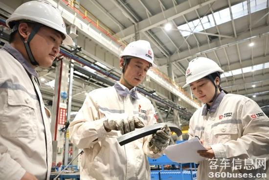 1748599132985835.jpg 5.jpg