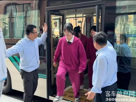 1749449663159766.jpg 3.jpg