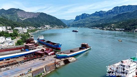 1760423076862648.jpg 3.jpg