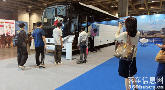 1762939882302392.png 1.png