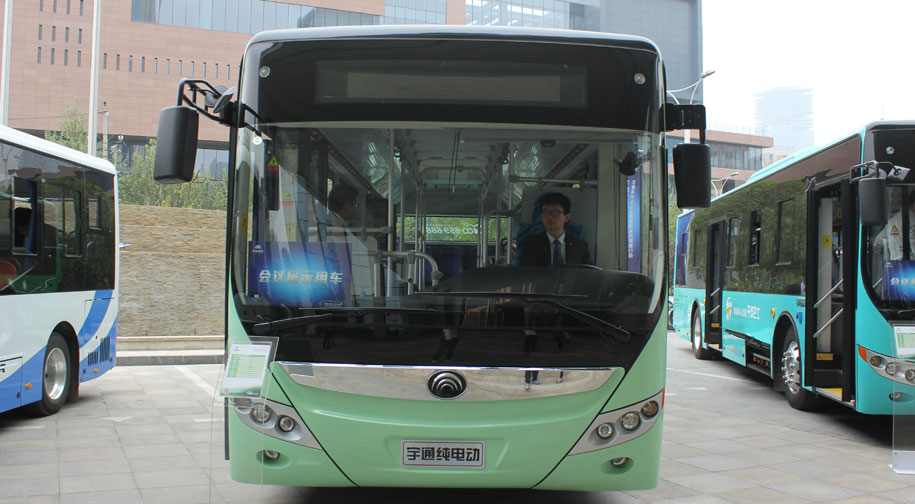 ZK6105BEVG3正前 